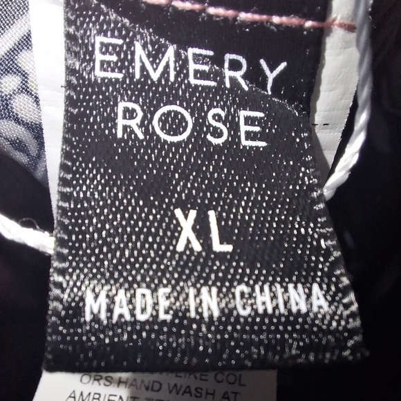 An Emery Rose Floral Sleeveless Mini Dress In A Size XL - Coral Color W/ Floral - Picture 5 of 9